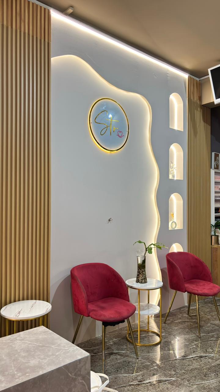 Kids Salon Room